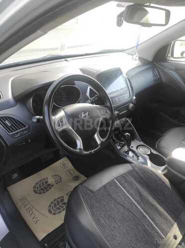 Hyundai ix35 2011, 260,000 km - 2.0 л - Bakı