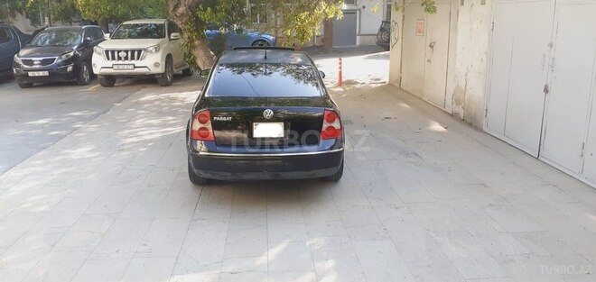 Volkswagen Passat 2004, 335,000 km - 1.8 л - Bakı