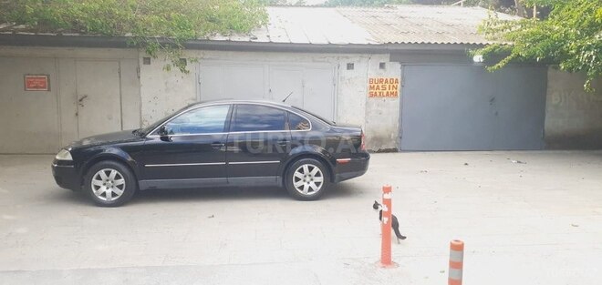 Volkswagen Passat 2004, 335,000 km - 1.8 л - Bakı