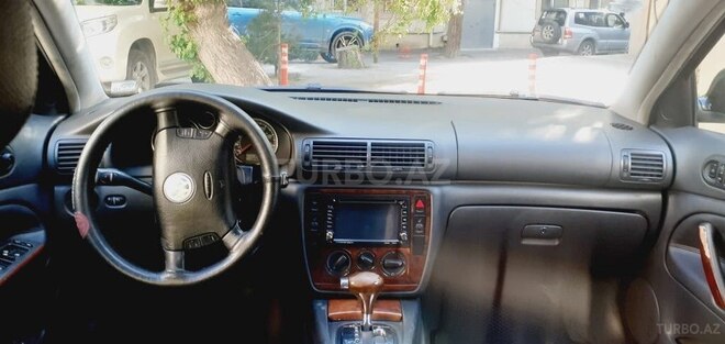 Volkswagen Passat 2004, 335,000 km - 1.8 л - Bakı