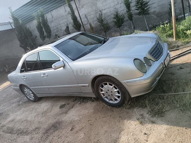 Mercedes E 220 d 2001, 550,000 km - 2.2 l - Bakı