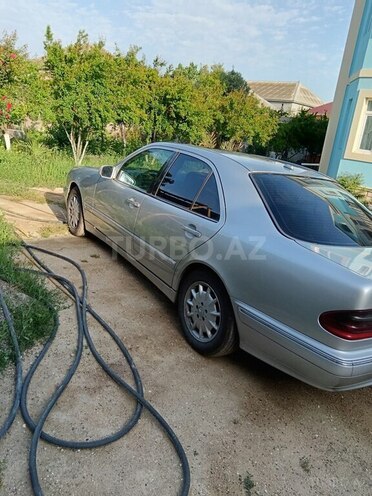Mercedes E 220 d 2001, 550,000 km - 2.2 l - Bakı