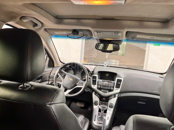Chevrolet Cruze 2014, 279,290 km - 1.4 л - Qazax
