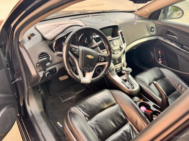 Chevrolet Cruze 2014, 279,290 km - 1.4 л - Qazax