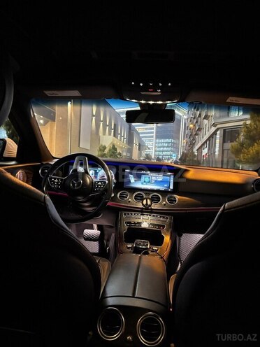 Mercedes E 350 4MATIC 2020, 70,000 km - 2.0 l - Bakı