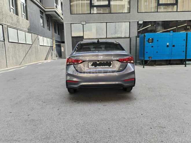 Hyundai Accent 2019, 80,000 km - 1.6 л - Bakı