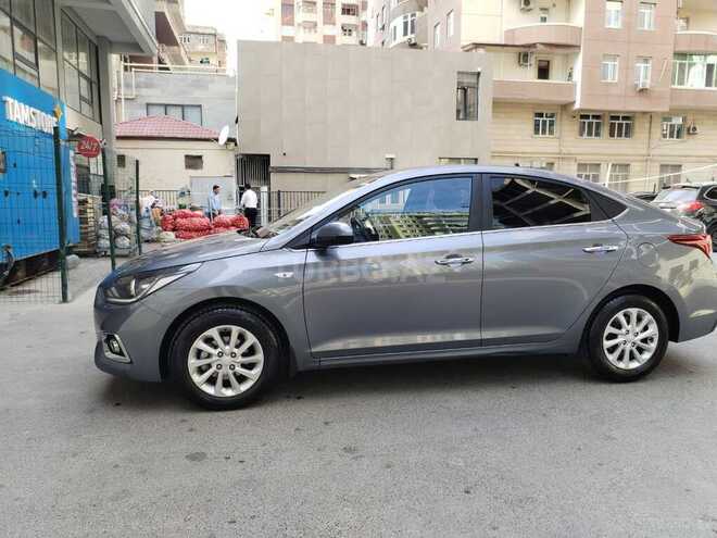 Hyundai Accent 2019, 80,000 km - 1.6 л - Bakı