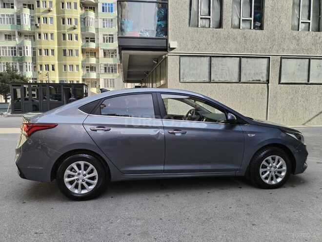 Hyundai Accent 2019, 80,000 km - 1.6 л - Bakı