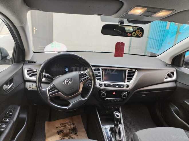 Hyundai Accent 2019, 80,000 km - 1.6 л - Bakı