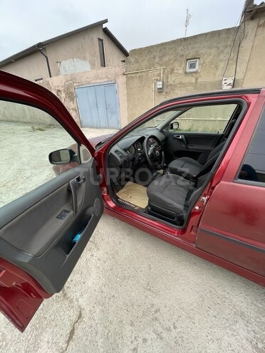 Volkswagen Polo 2001, 312,000 km - 1.4 l - Bakı