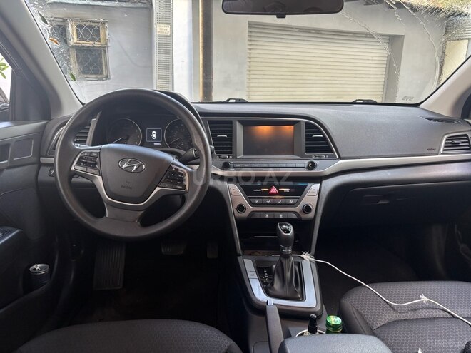 Hyundai Elantra 2017, 171,662 km - 2.0 l - Bakı