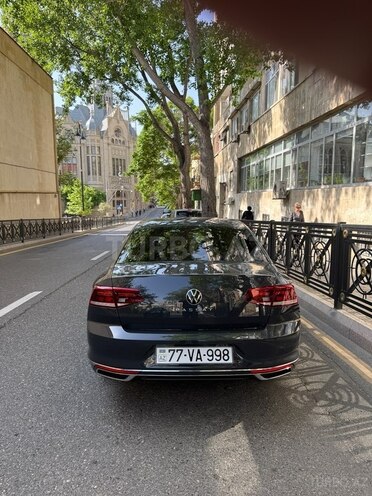 Volkswagen Passat 2021, 67,800 km - 1.4 l - Bakı