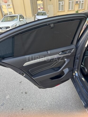 Volkswagen Passat 2021, 67,800 km - 1.4 l - Bakı