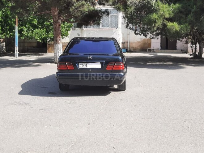 Mercedes E 230 1995, 452,596 km - 2.3 l - Bakı