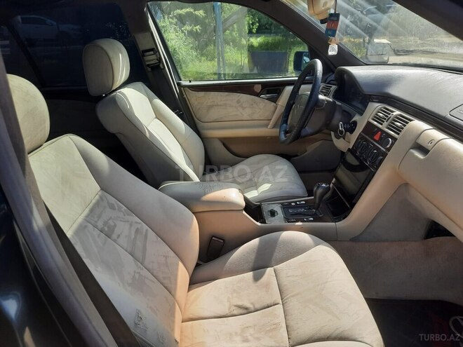 Mercedes E 230 1995, 452,596 km - 2.3 l - Bakı