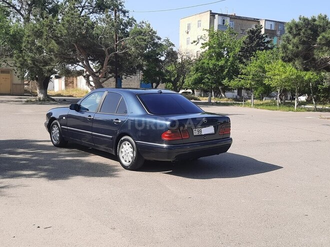 Mercedes E 230 1995, 452,596 km - 2.3 l - Bakı