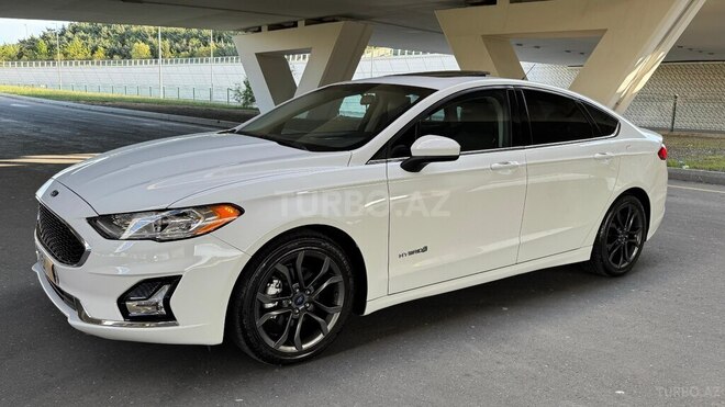 Ford Fusion (North America) 2018, 118,000 km - 2.0 л - Bakı