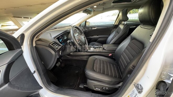 Ford Fusion (North America) 2018, 118,000 km - 2.0 л - Bakı