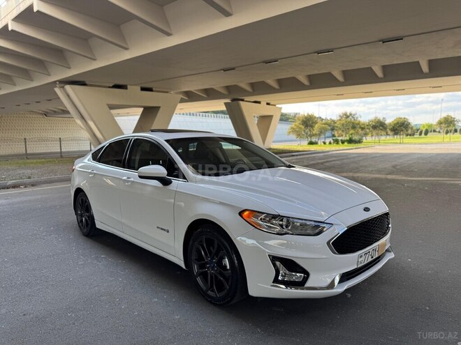 Ford Fusion (North America) 2018, 118,000 km - 2.0 л - Bakı