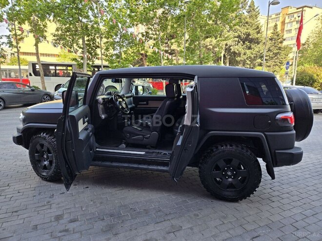 Toyota FJ Cruiser 2008, 148,060 km - 4.0 л - Bakı