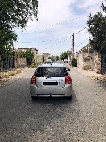 Toyota Corolla 2004, 185,000 km - 1.4 l - Bakı