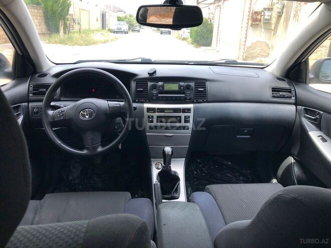 Toyota Corolla 2004, 185,000 km - 1.4 l - Bakı