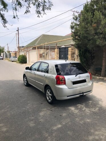 Toyota Corolla 2004, 185,000 km - 1.4 l - Bakı