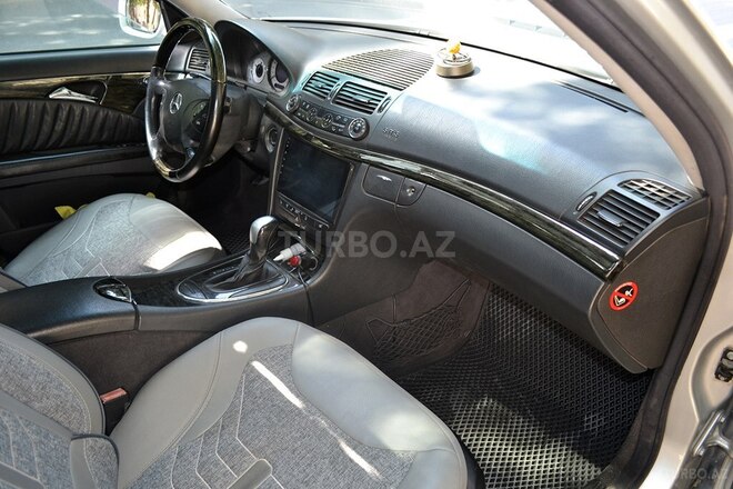 Mercedes E 220 d 2002, 432,000 km - 2.2 l - Sumqayıt