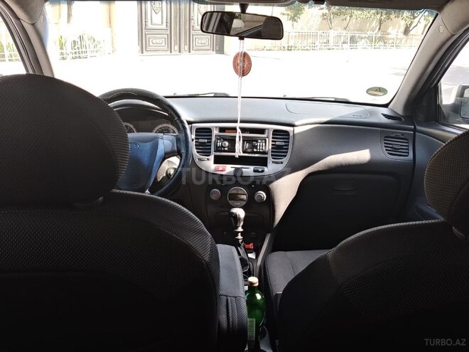 Kia Rio 2006, 135,000 km - 1.4 l - Bakı