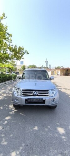 Mitsubishi Pajero 2007, 284,000 km - 3.0 л - Bakı
