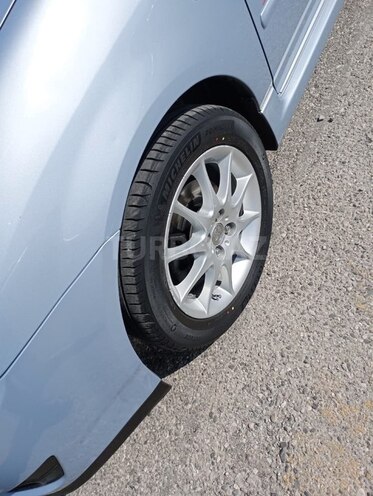 Toyota Corolla 2006, 276,000 km - 1.4 l - Bakı