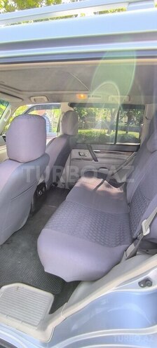 Mitsubishi Pajero 2007, 284,000 km - 3.0 л - Bakı