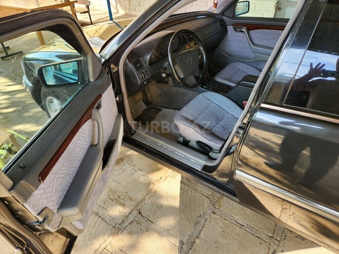 Mercedes C 200 1994, 350,000 km - 2.0 l - Biləsuvar