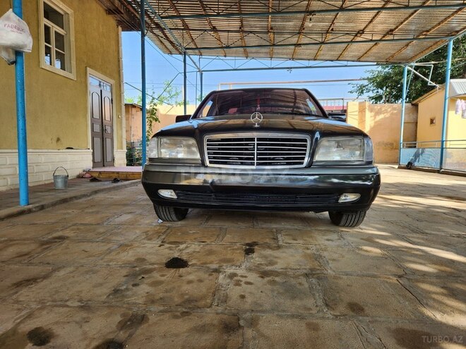 Mercedes C 200 1994, 350,000 km - 2.0 l - Biləsuvar