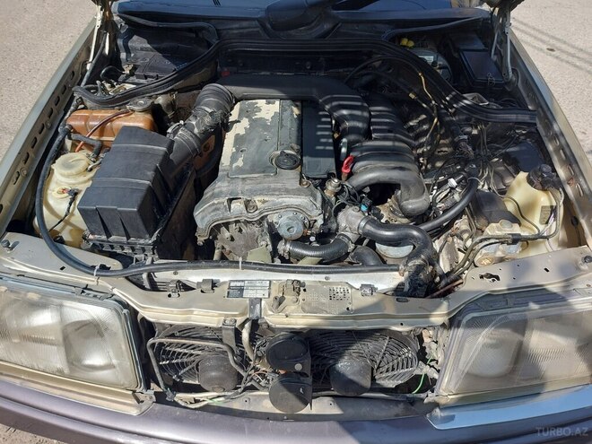 Mercedes E 280 1994, 520,000 km - 2.8 l - Bakı