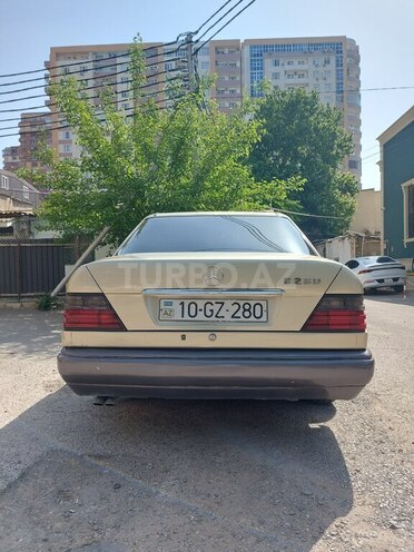 Mercedes E 280 1994, 520,000 km - 2.8 l - Bakı
