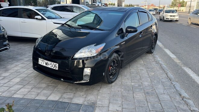 Toyota Prius-2
