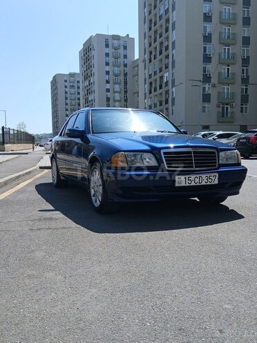 Mercedes C 220 d 2000, 452,536 km - 2.2 l - Bakı