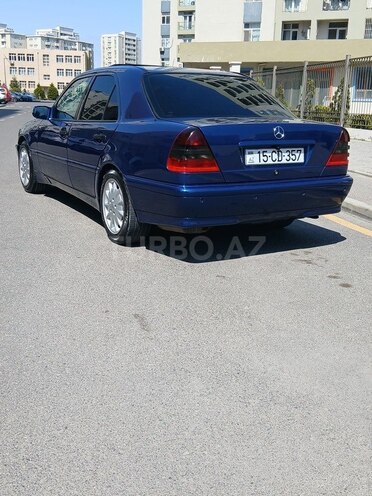 Mercedes C 220 d 2000, 452,536 km - 2.2 l - Bakı