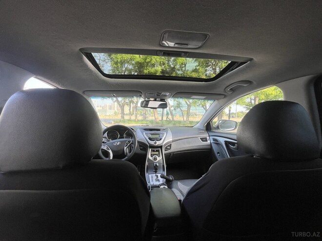 Hyundai Elantra 2011, 239,308 km - 1.8 l - Bakı