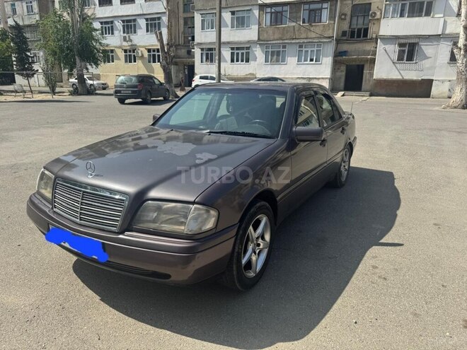 Mercedes C 180-7