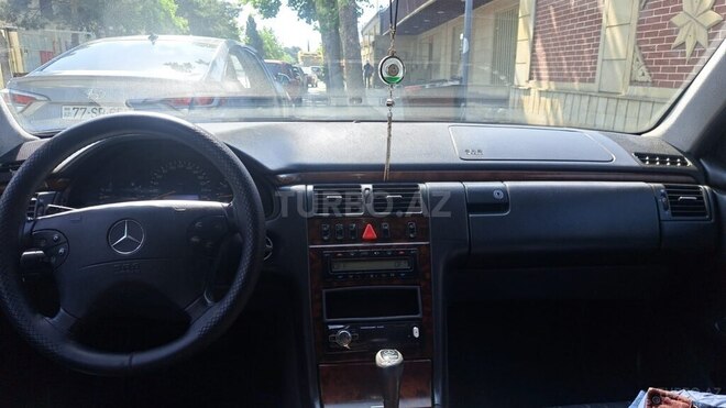 Mercedes C 240 2000, 245,365 km - 2.4 l - Goranboy