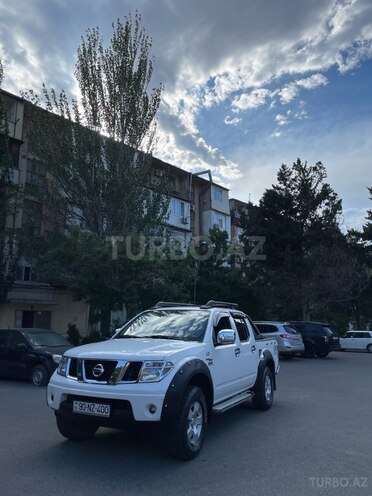 Nissan Navara 2012, 205,000 km - 2.5 l - Bakı
