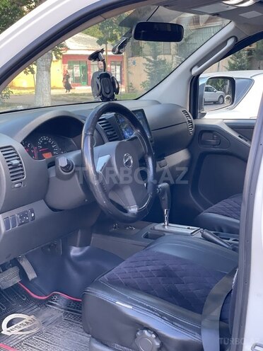 Nissan Navara 2012, 205,000 km - 2.5 l - Bakı