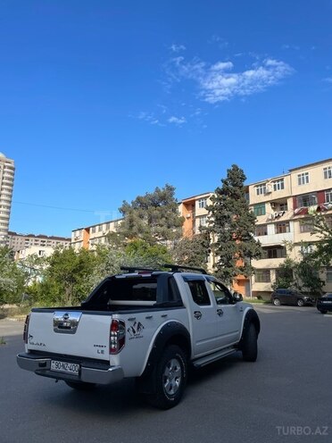 Nissan Navara 2012, 205,000 km - 2.5 l - Bakı