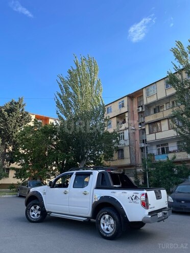 Nissan Navara 2012, 205,000 km - 2.5 l - Bakı