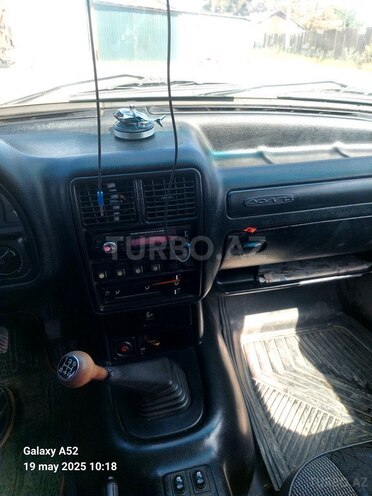 GAZ 31105 2003, 205,000 km - 2.3 л - Şəki