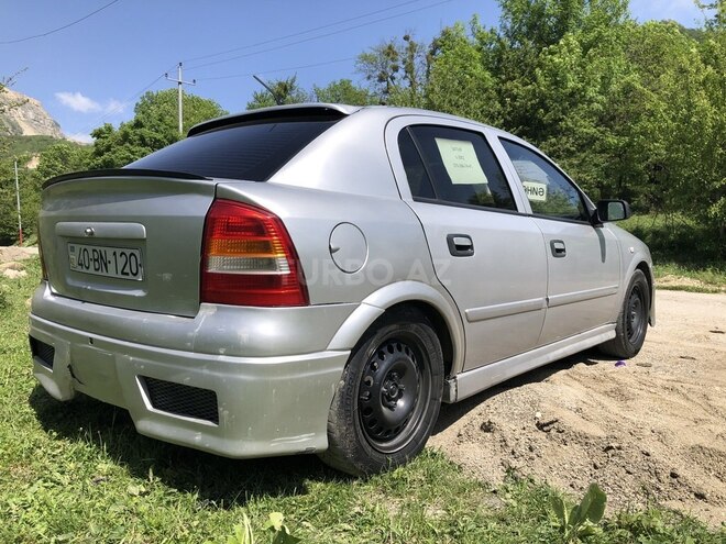 Opel Astra 2002, 284,000 km - 1.6 l - Quba