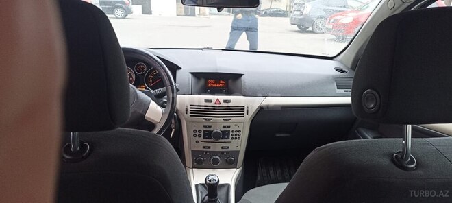 Opel Astra 2007, 240,000 km - 1.3 л - Bakı