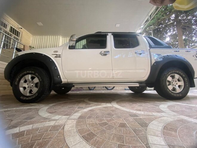 Nissan Navara 2012, 205,000 km - 2.5 l - Bakı